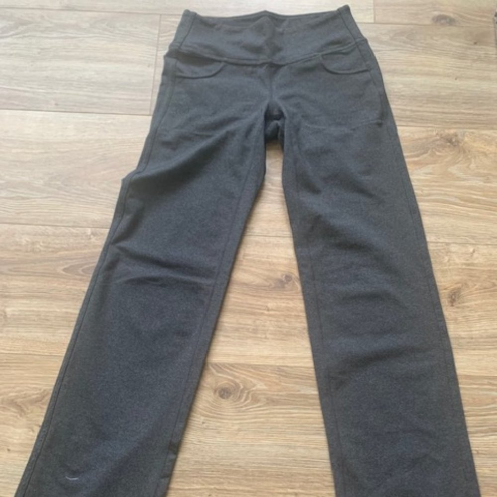 Athleta Fusion Flare Yoga/Hiking Pants with Pockets